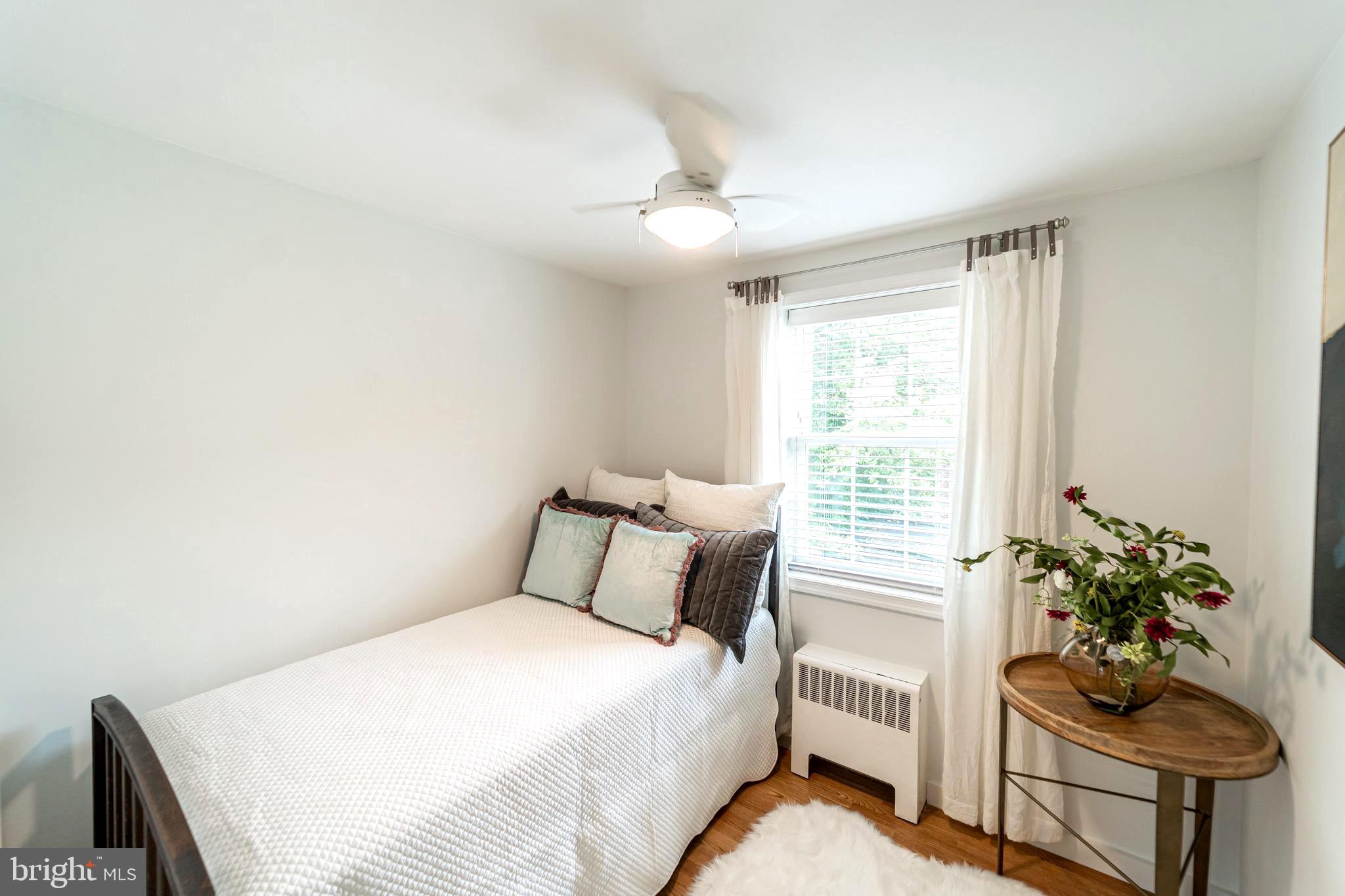 WARWICK VILLAGE - Residential