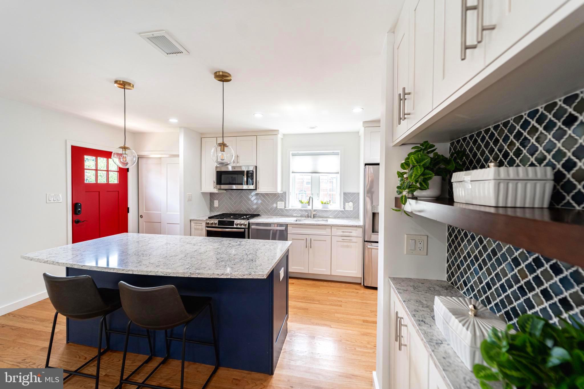 WARWICK VILLAGE - Residential