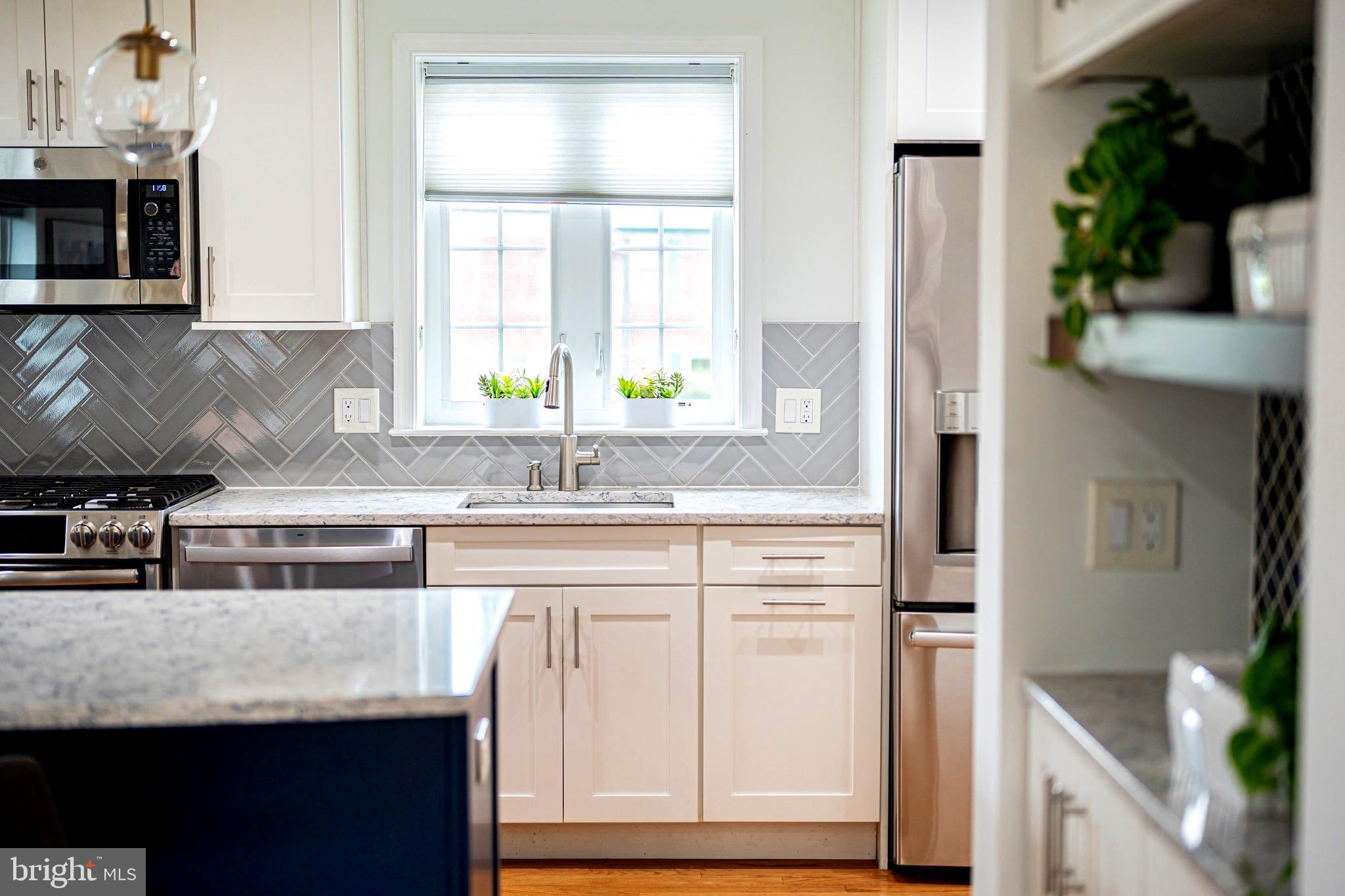 WARWICK VILLAGE - Residential