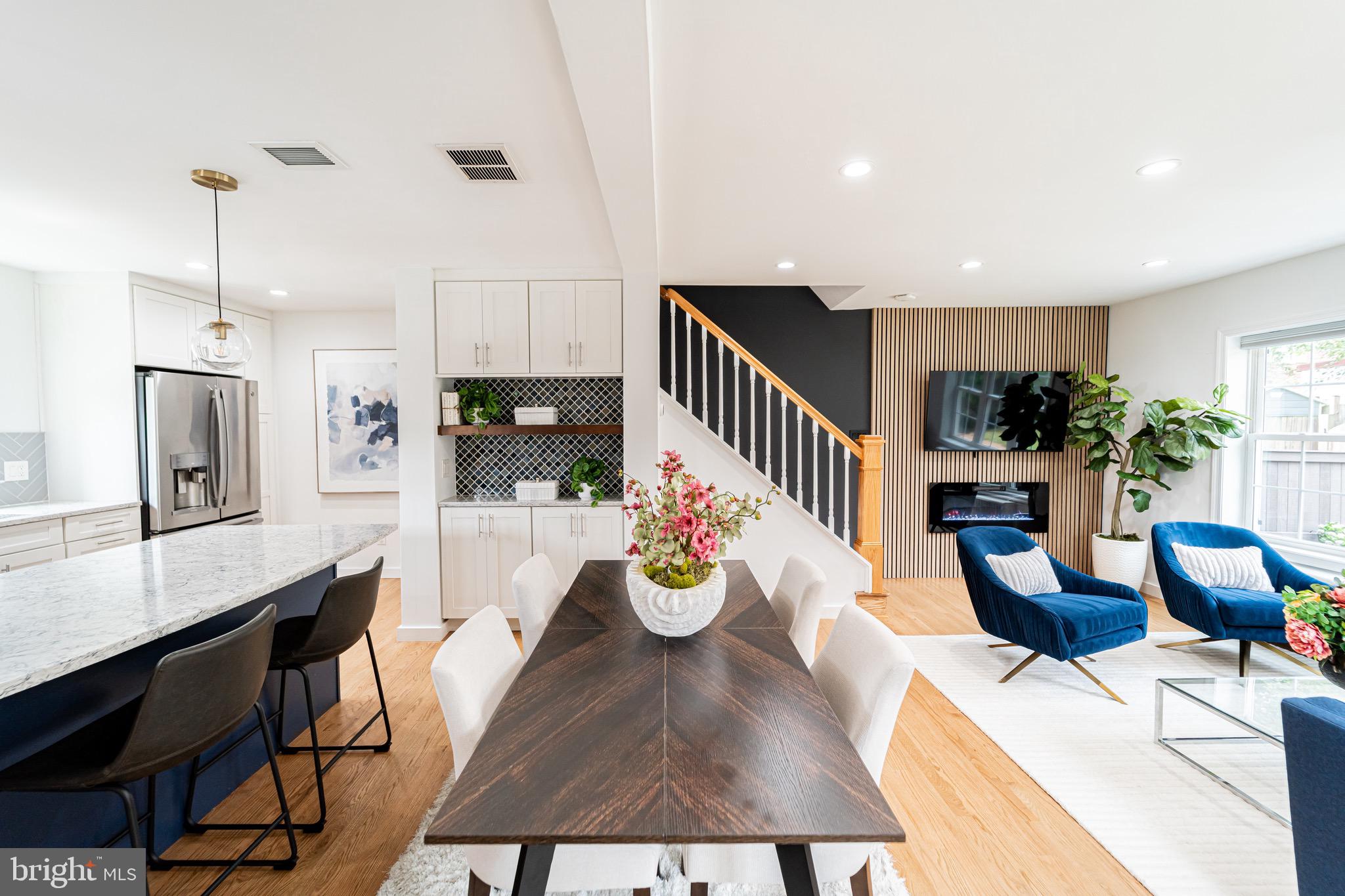 WARWICK VILLAGE - Residential