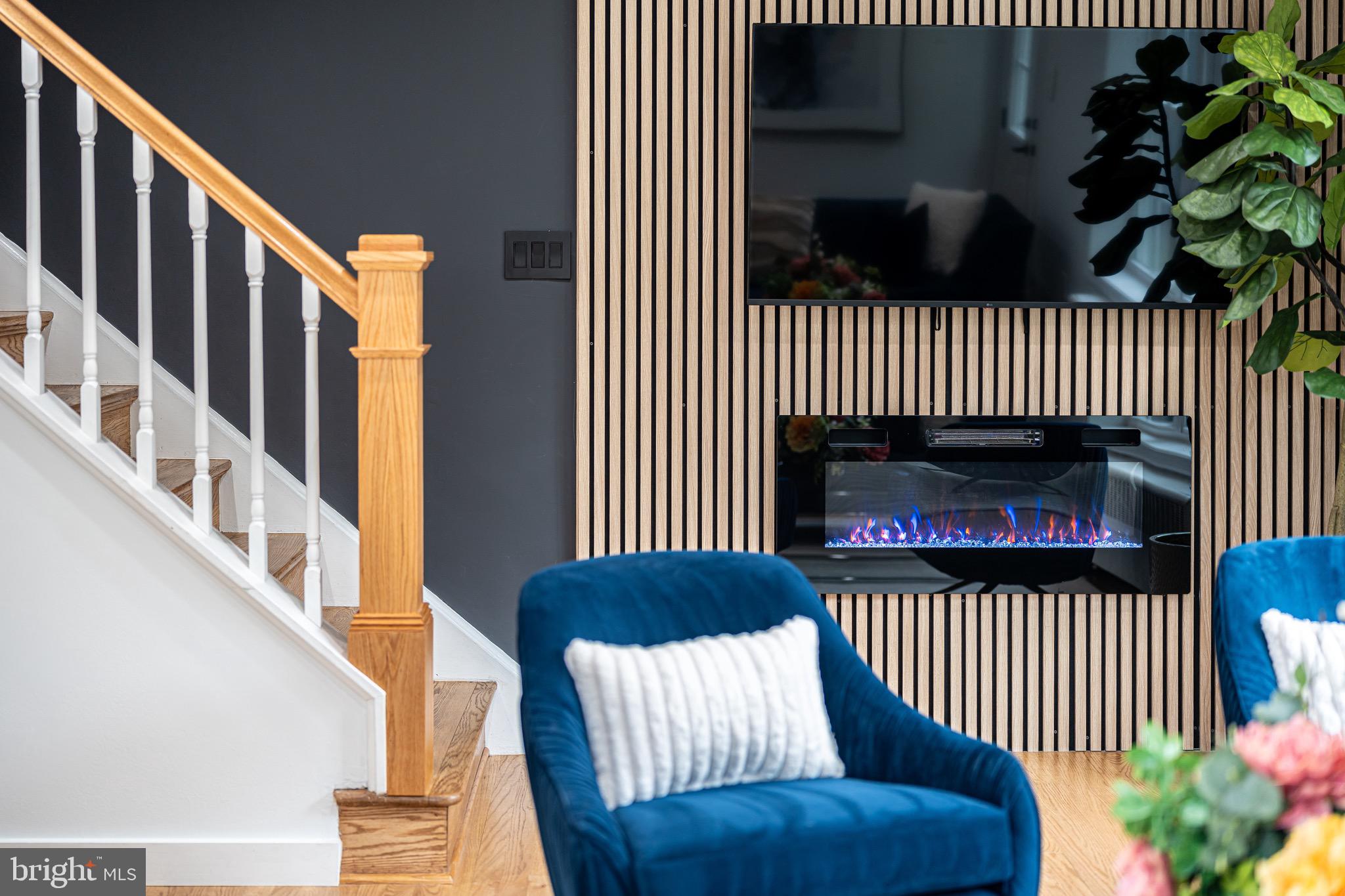 WARWICK VILLAGE - Residential