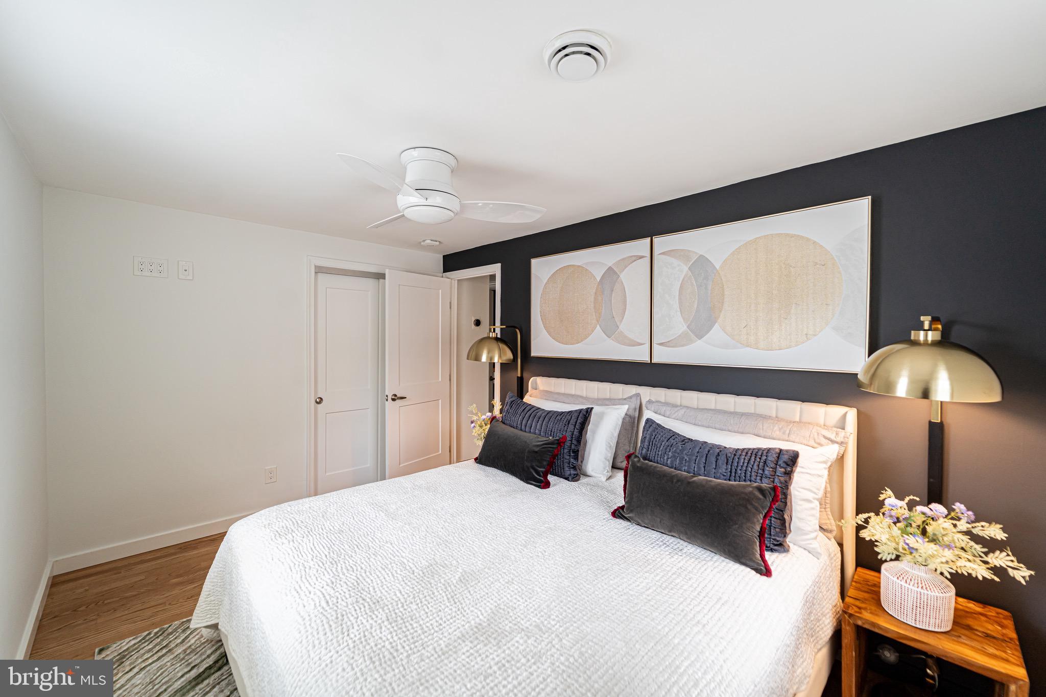 WARWICK VILLAGE - Residential