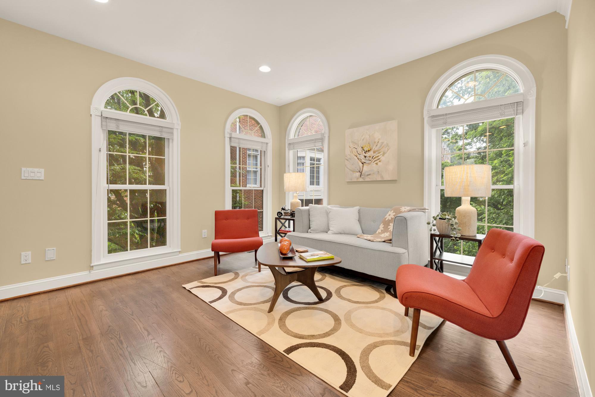 PALISADES PARK - Residential