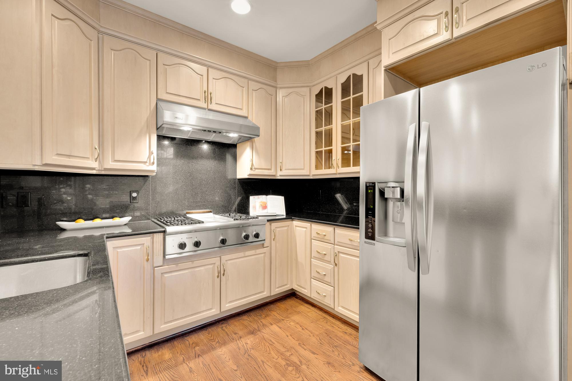 PALISADES PARK - Residential