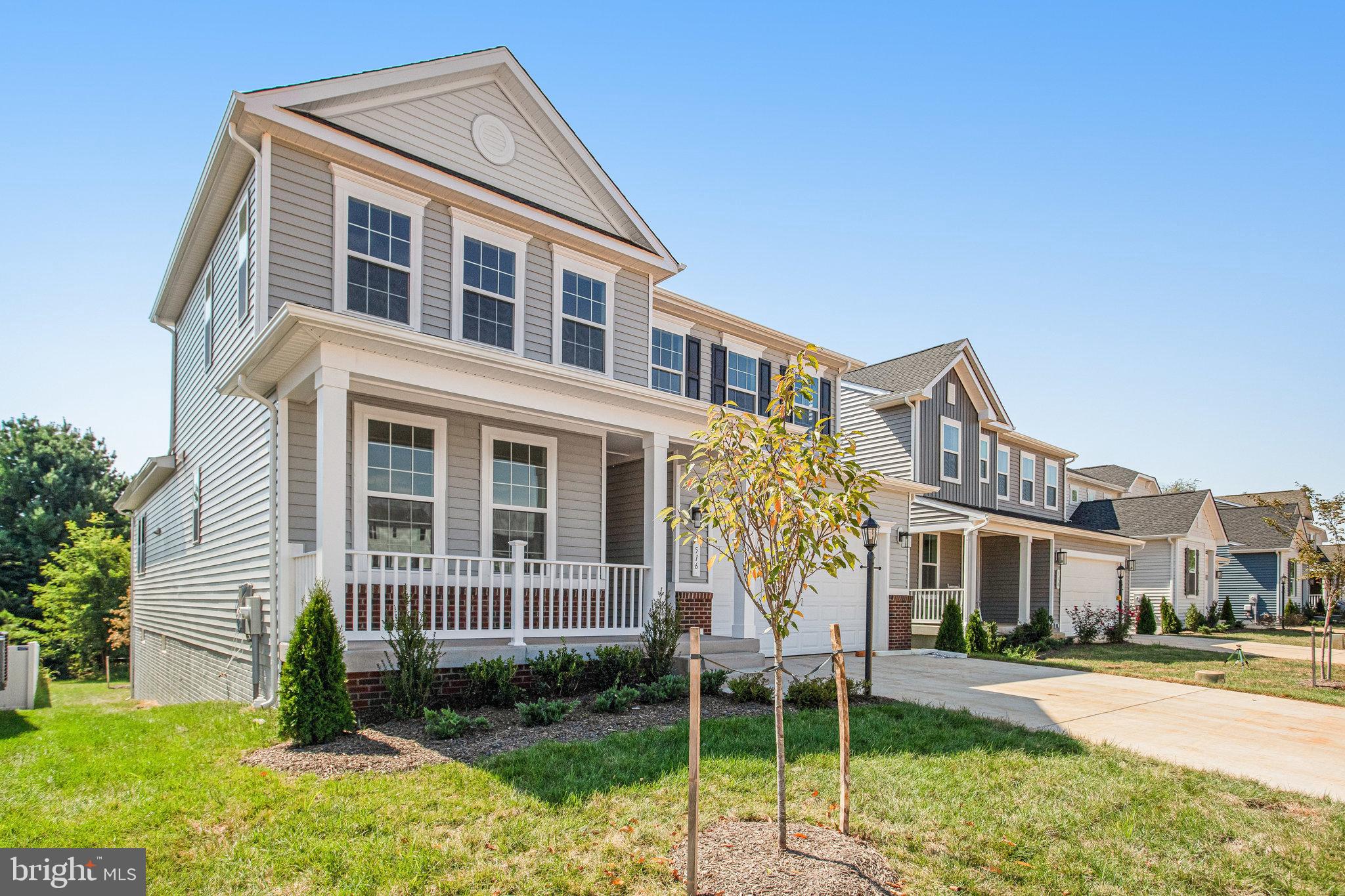 ROUND HILL MEADOWS - Residential