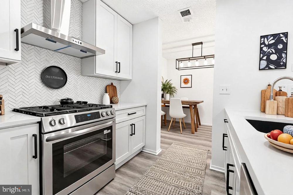 WESTMAREN CONDO - Residential