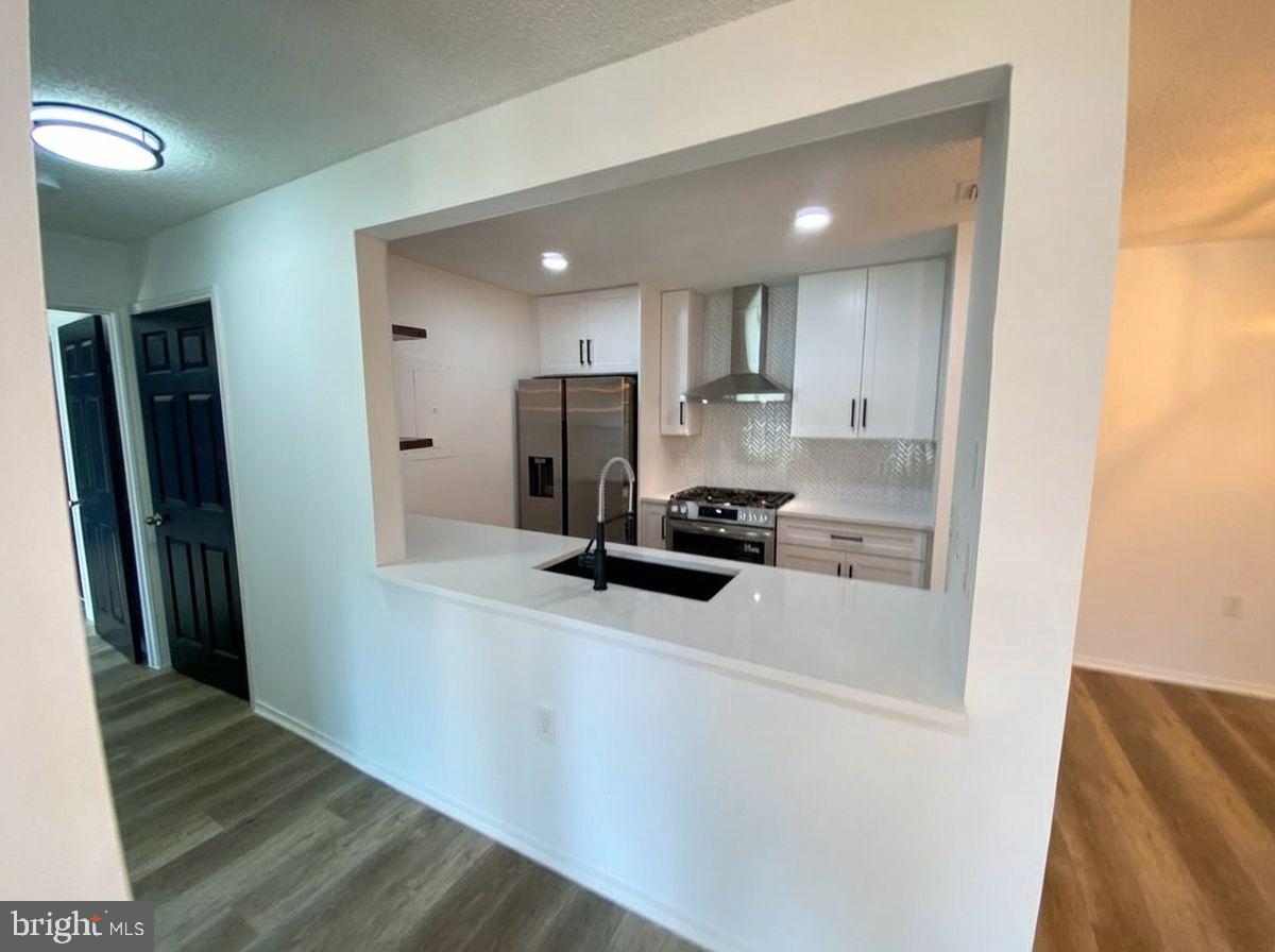 WESTMAREN CONDO - Residential