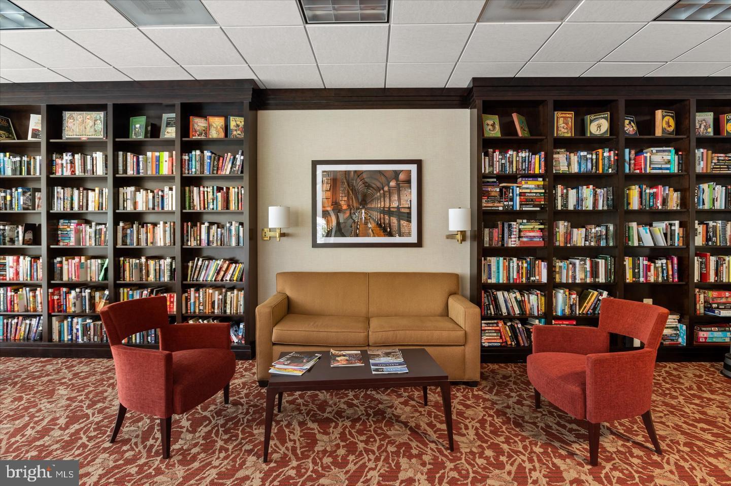 VIRGINIA SQUARE - Residential Lease