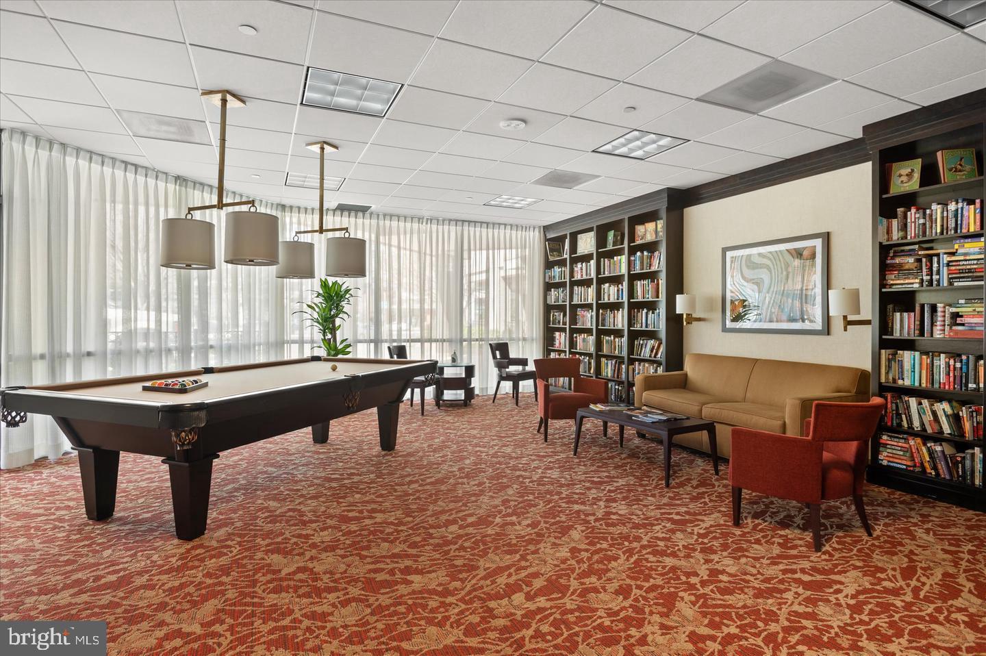 VIRGINIA SQUARE - Residential Lease