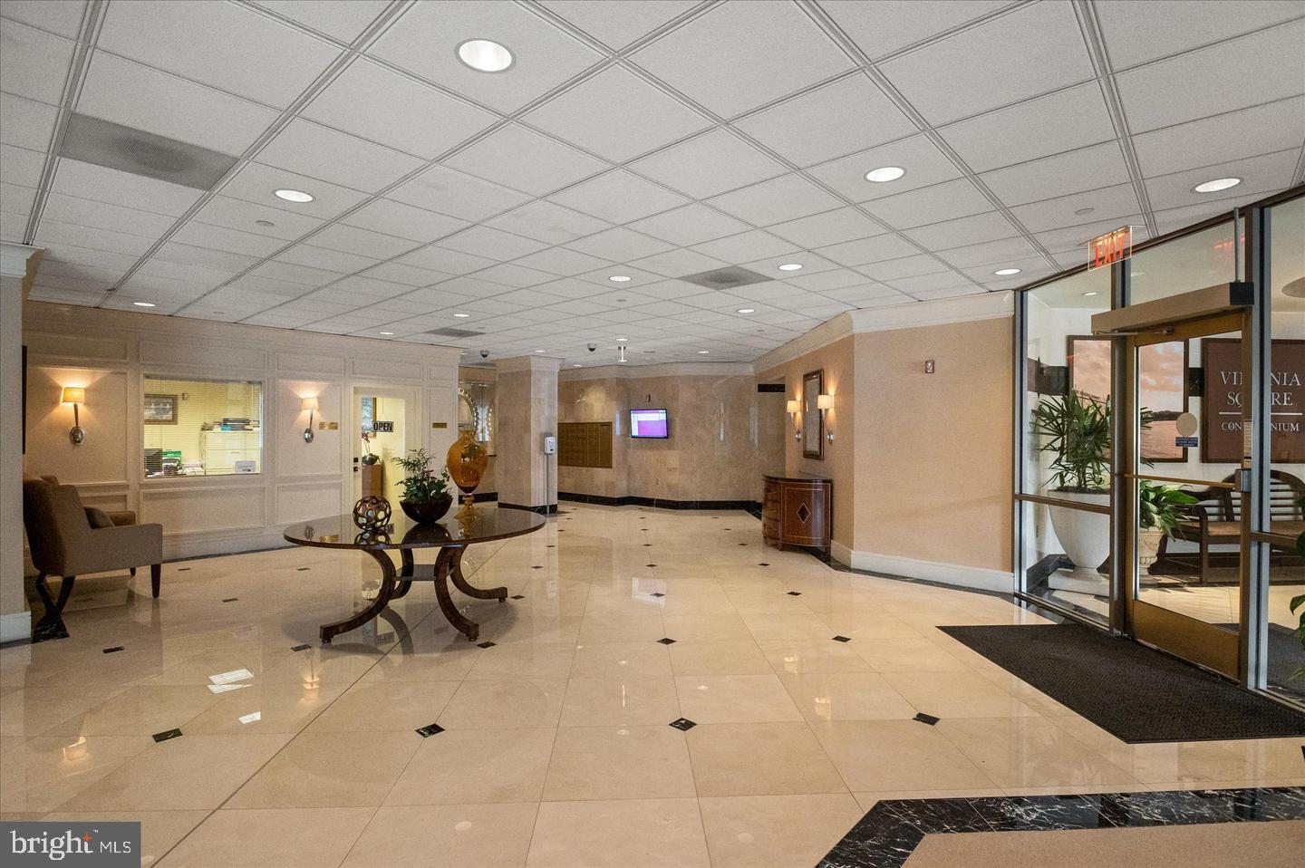 VIRGINIA SQUARE - Residential Lease