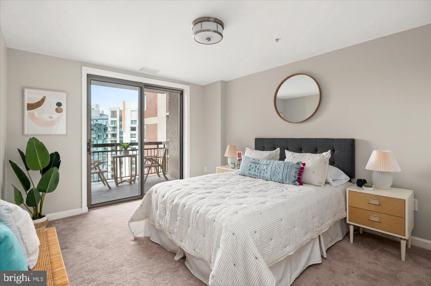 VIRGINIA SQUARE - Residential Lease