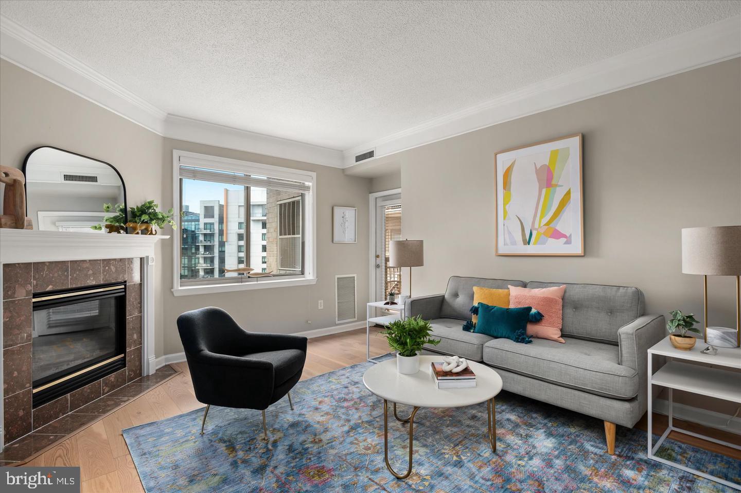 VIRGINIA SQUARE - Residential Lease