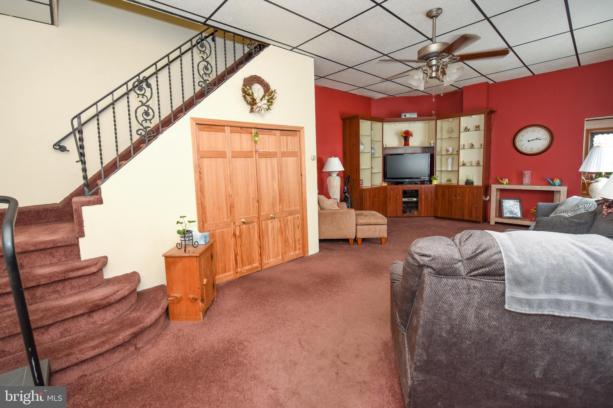 BRIDESBURG - Commercial Sale