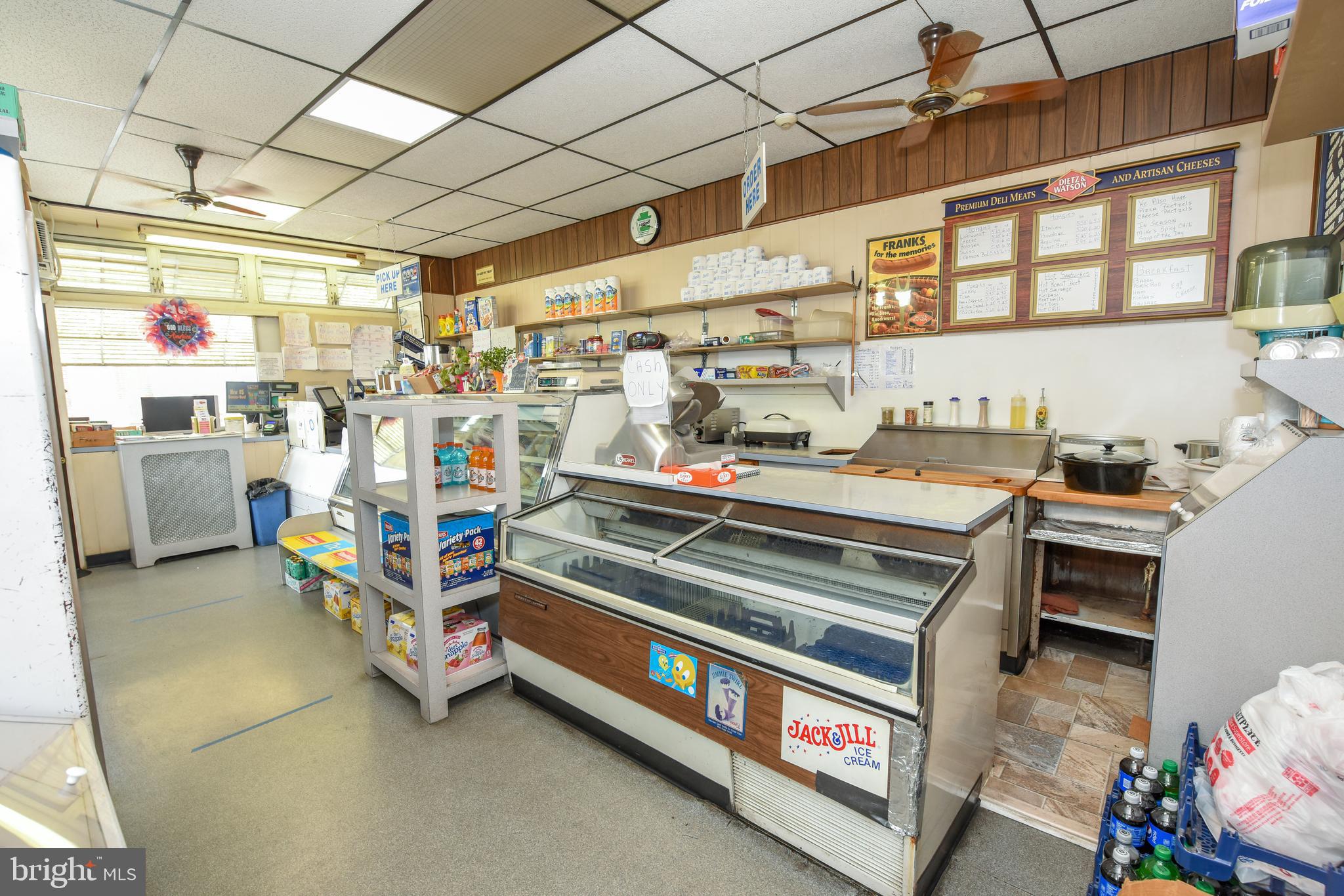 BRIDESBURG - Commercial Sale