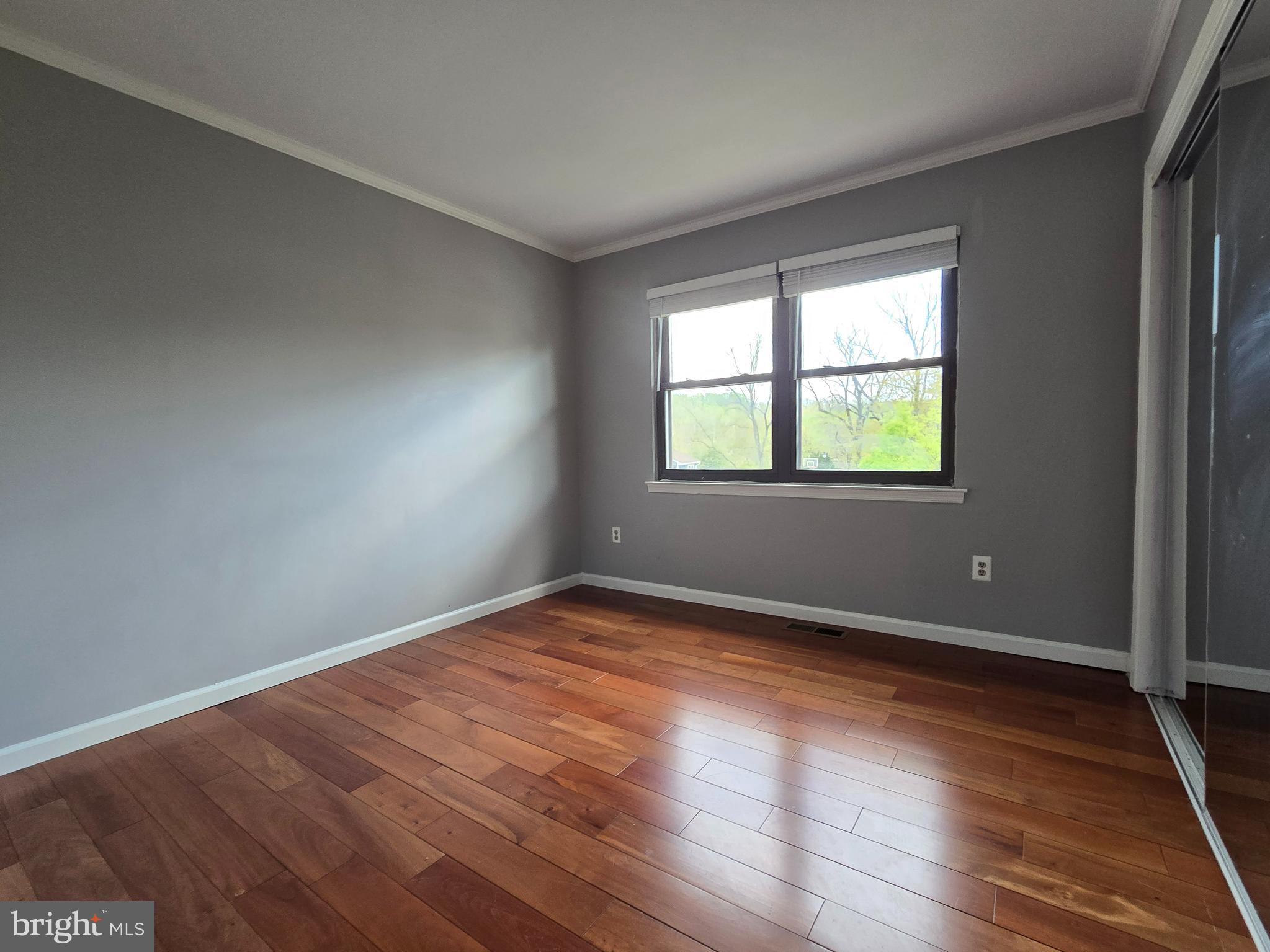 BROOKSIDE - Residential