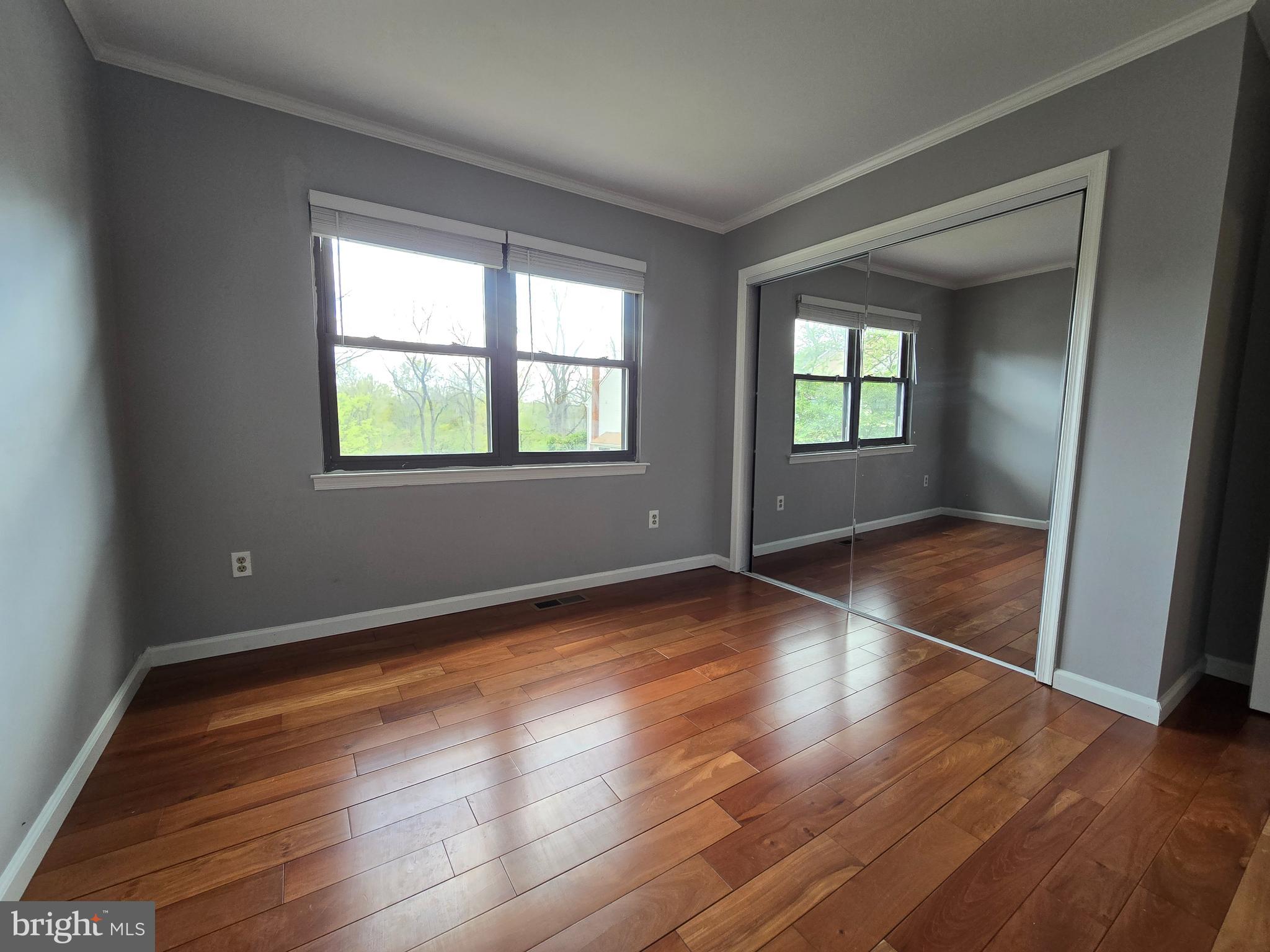 BROOKSIDE - Residential