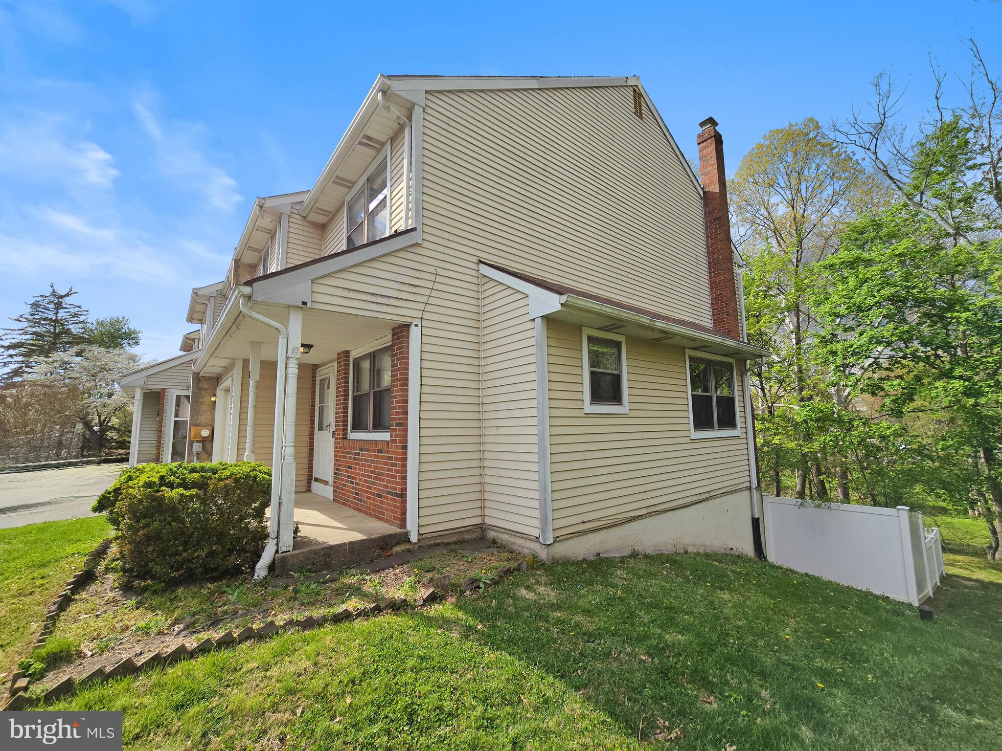 BROOKSIDE - Residential