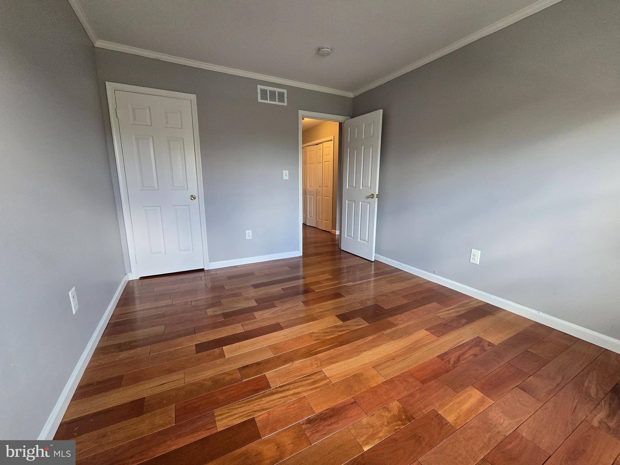 BROOKSIDE - Residential