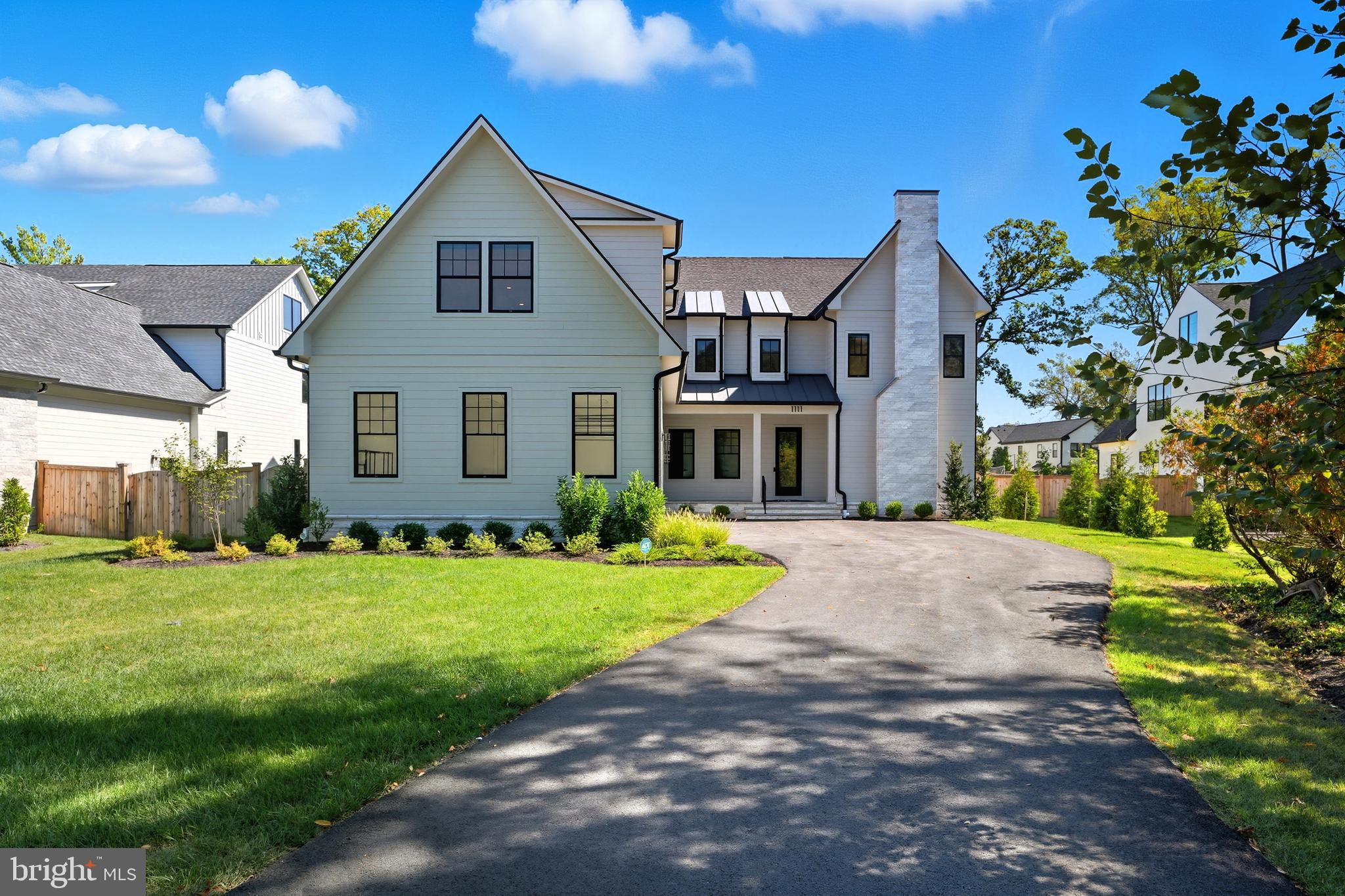 1111 INGLESIDE AVENUE