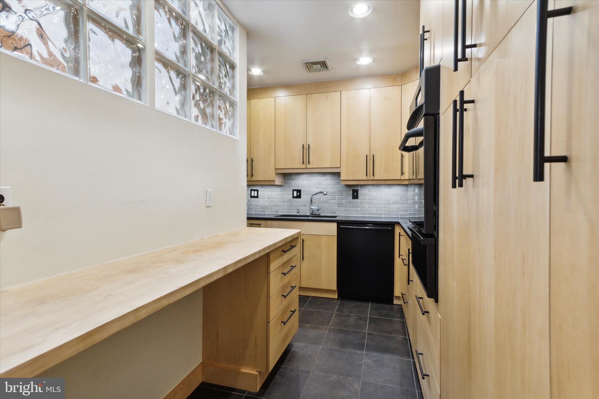 BELLA VISTA - Residential