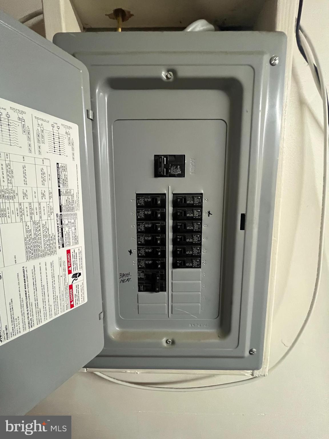 LAWNCREST - Residential Income