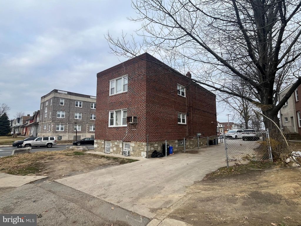 Photo of 4800 E Roosevelt Boulevard, PHILADELPHIA, PA 19124 (MLS # PAPH2565672)