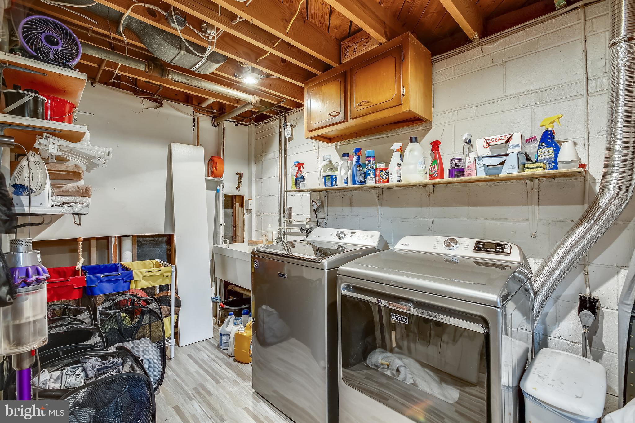 VIENNA WOODS - Residential