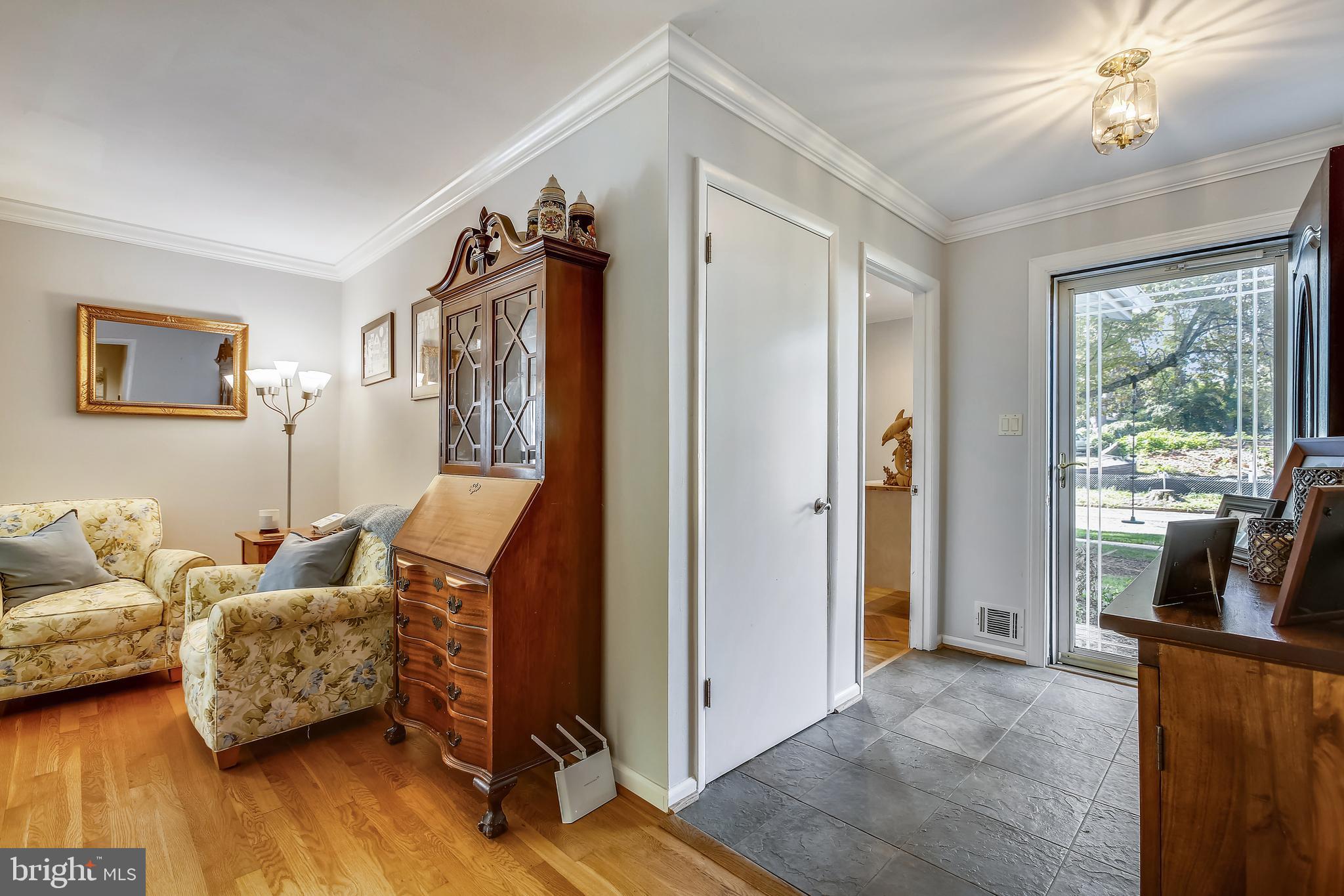 VIENNA WOODS - Residential