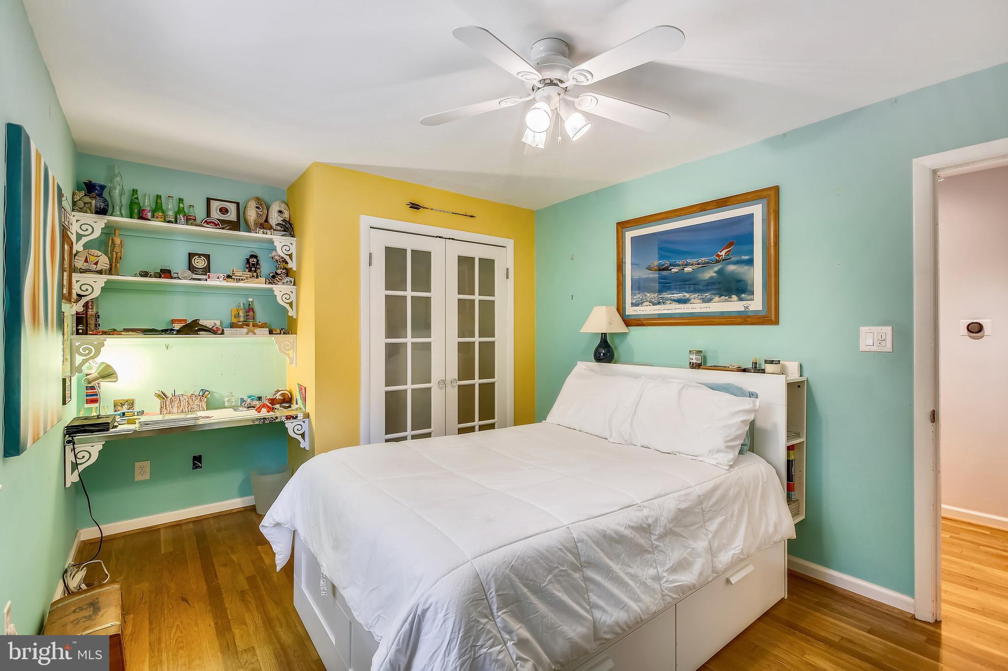 VIENNA WOODS - Residential