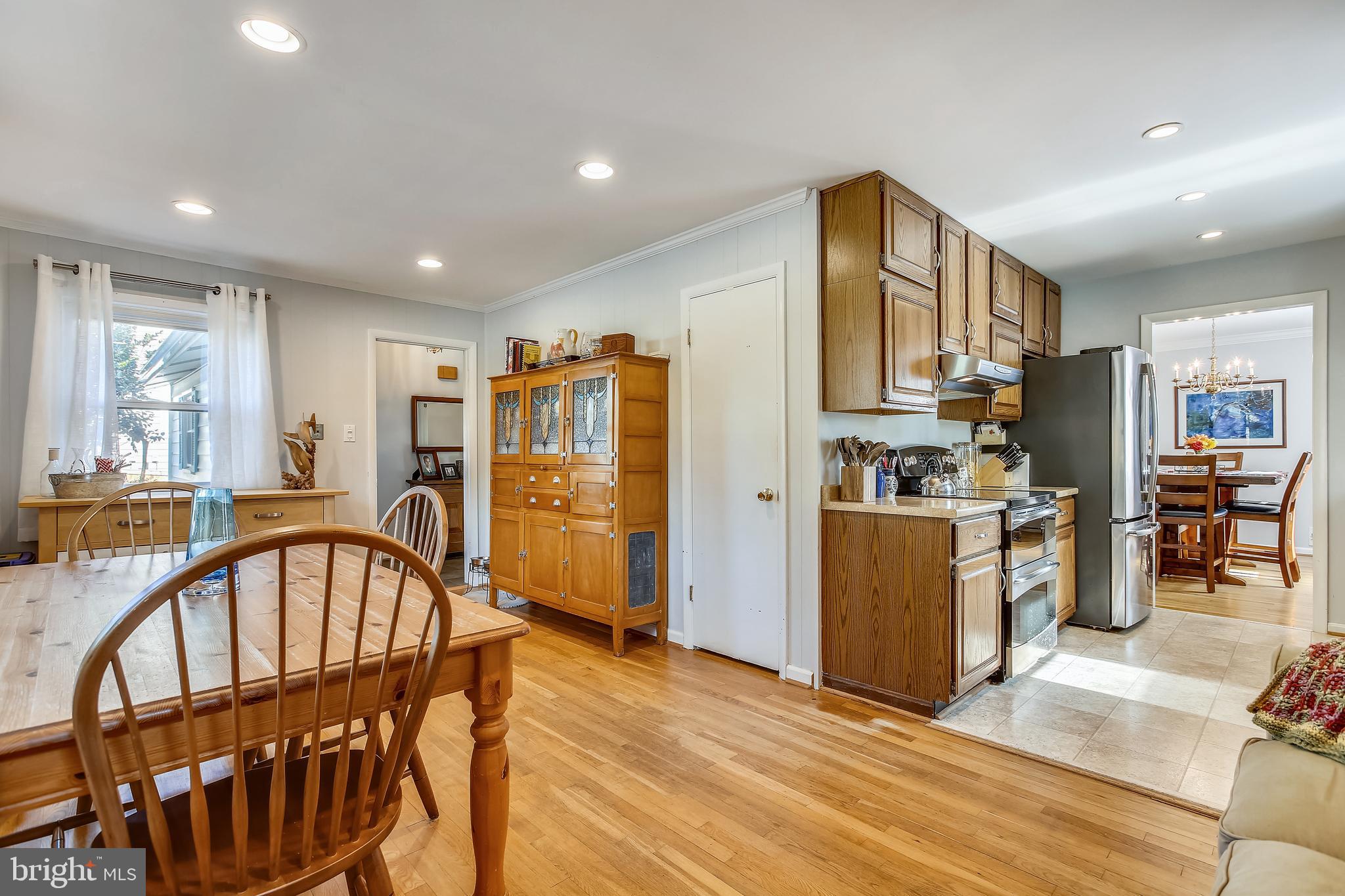 VIENNA WOODS - Residential