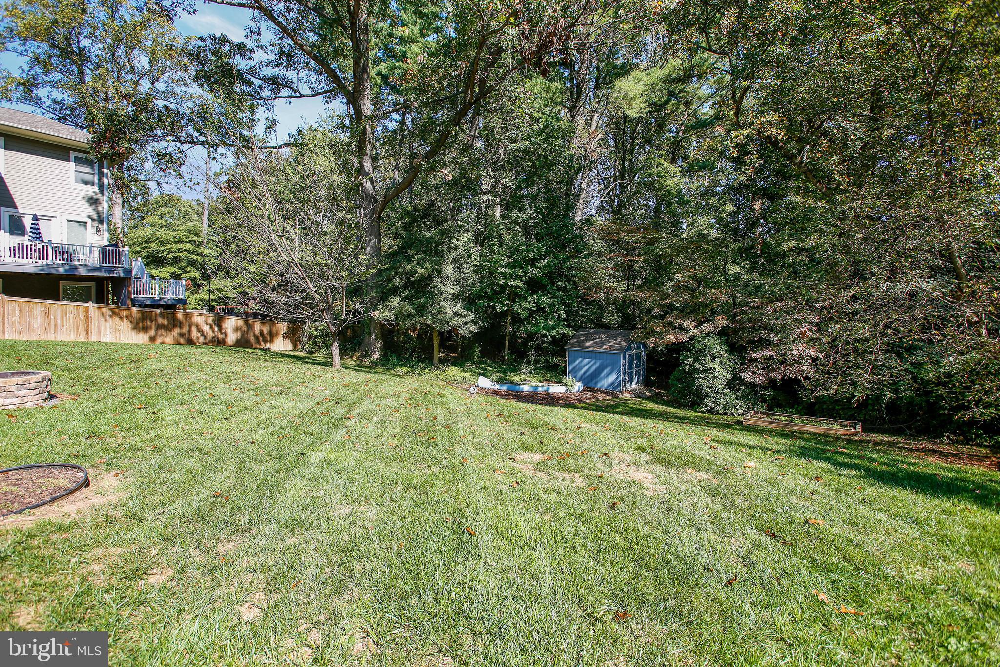 VIENNA WOODS - Residential