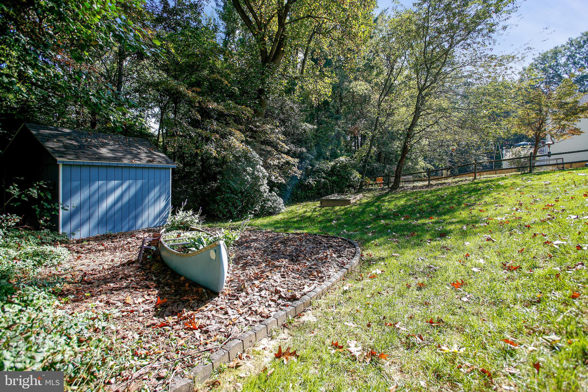 VIENNA WOODS - Residential