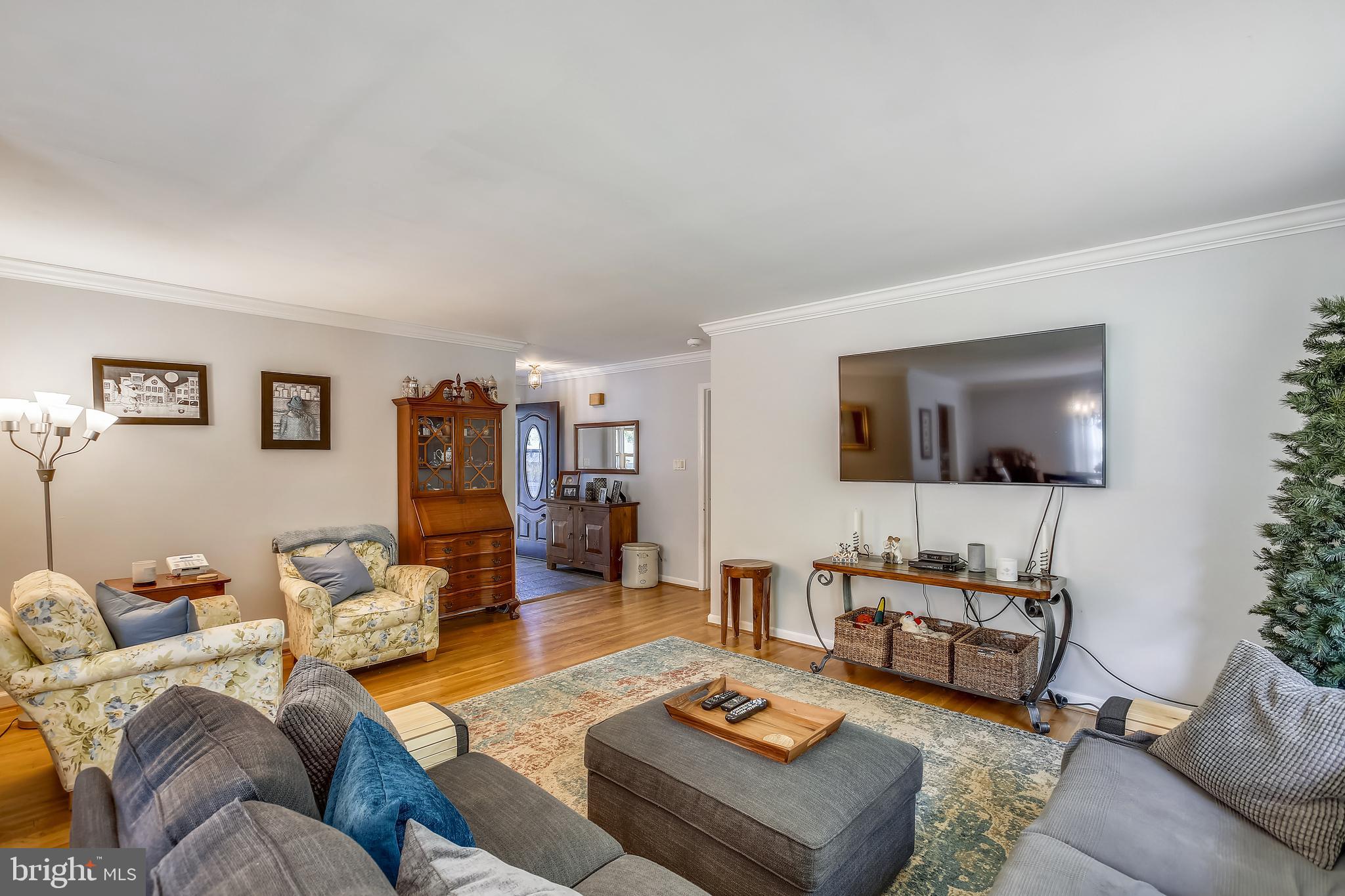 VIENNA WOODS - Residential