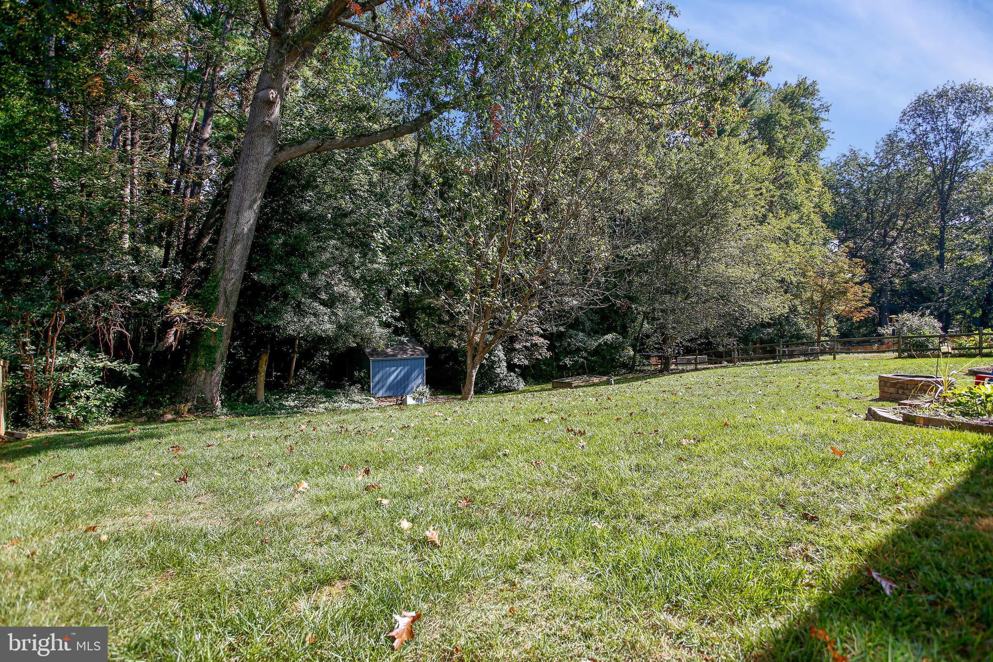 VIENNA WOODS - Residential