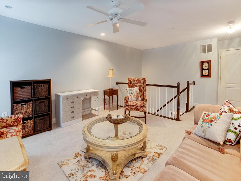 HERITAGE HARBOUR - Residential