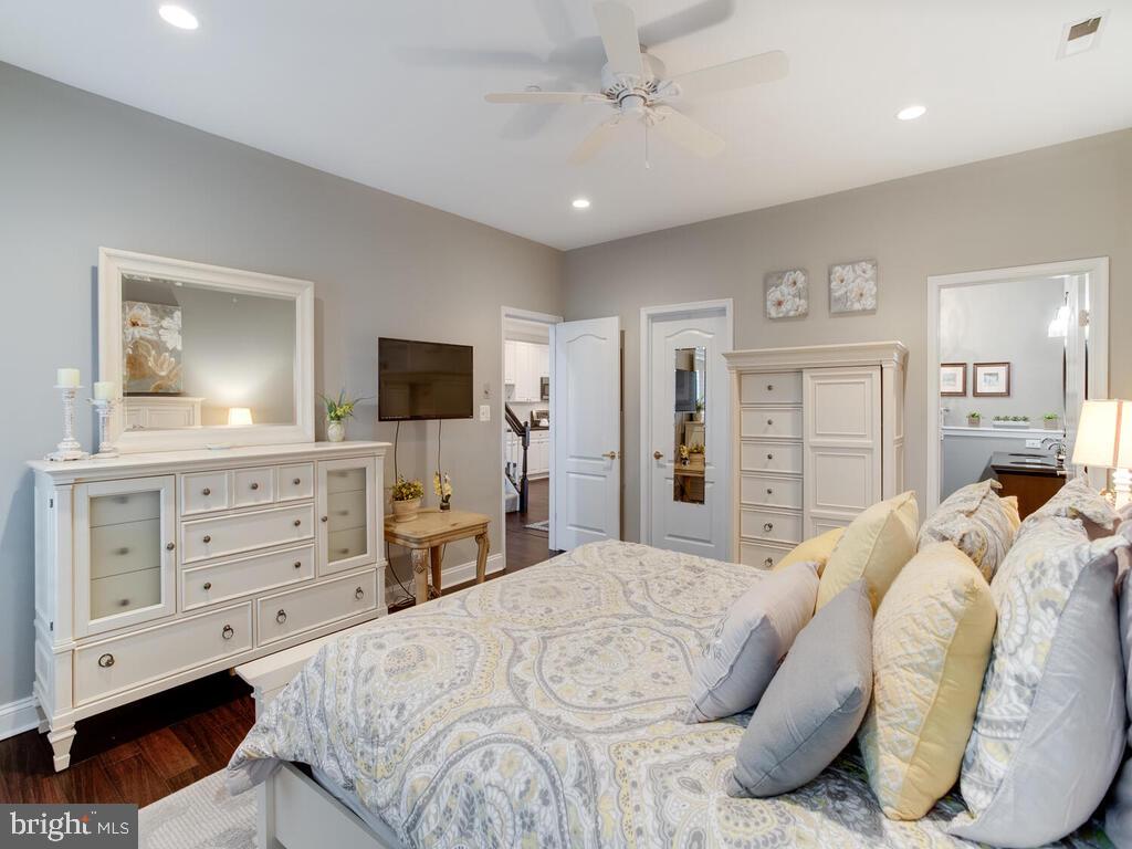 HERITAGE HARBOUR - Residential