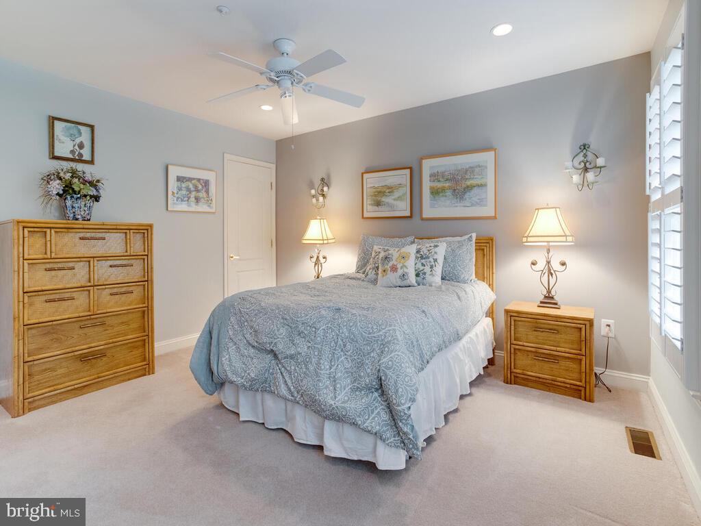 HERITAGE HARBOUR - Residential