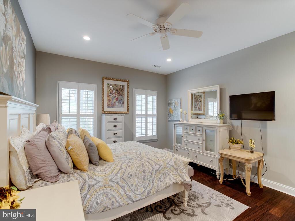 HERITAGE HARBOUR - Residential