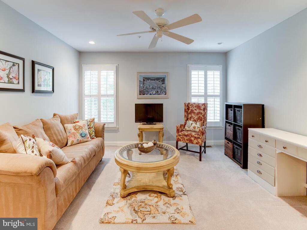 HERITAGE HARBOUR - Residential