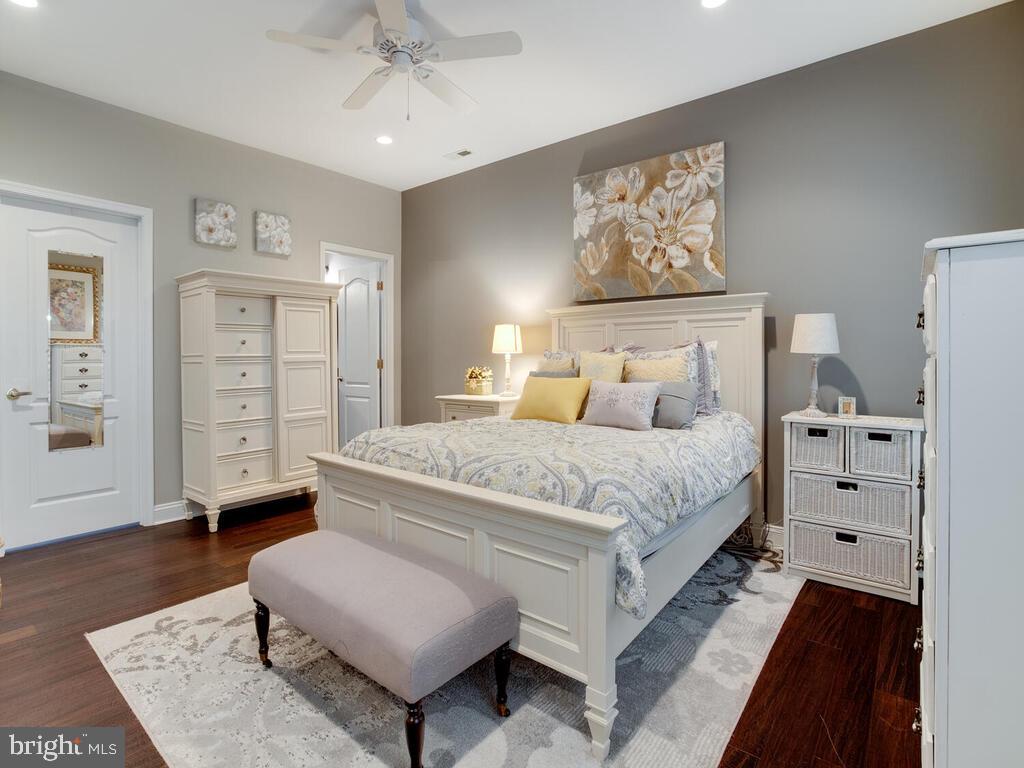 HERITAGE HARBOUR - Residential