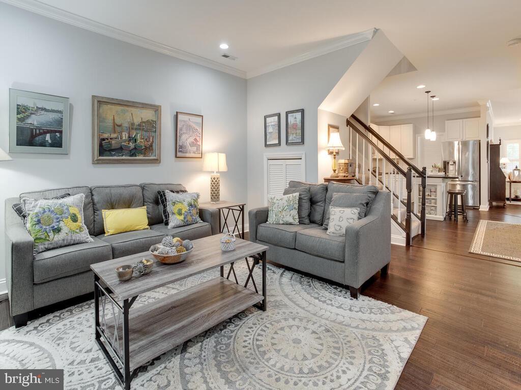 HERITAGE HARBOUR - Residential