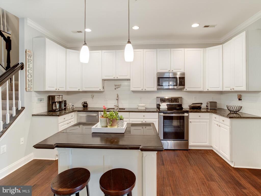 HERITAGE HARBOUR - Residential