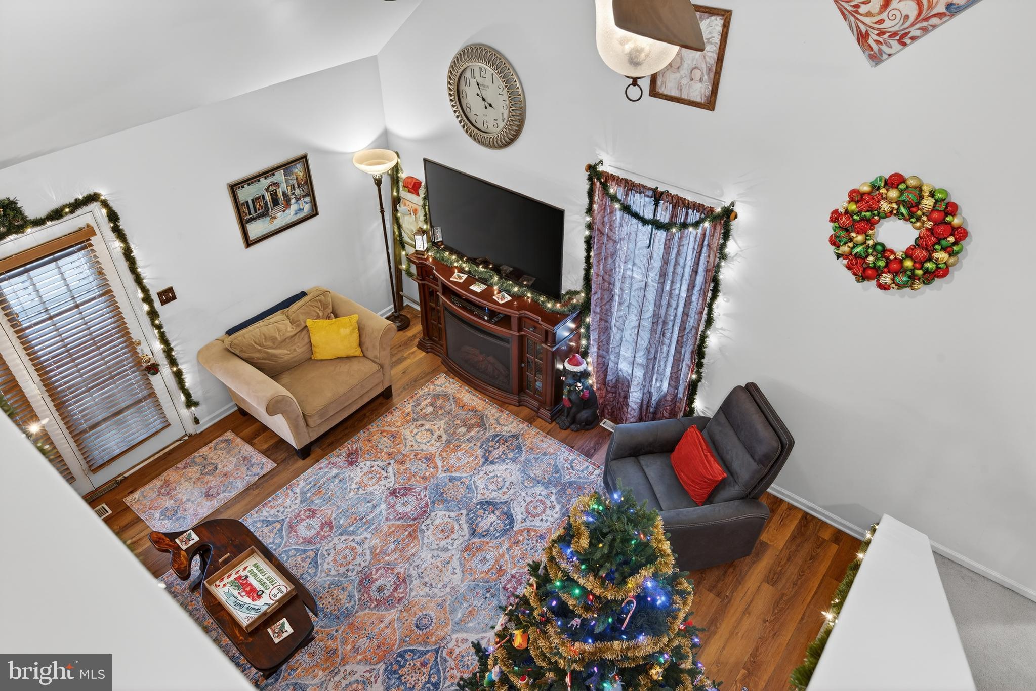 SUMMIT HILLS - Residential