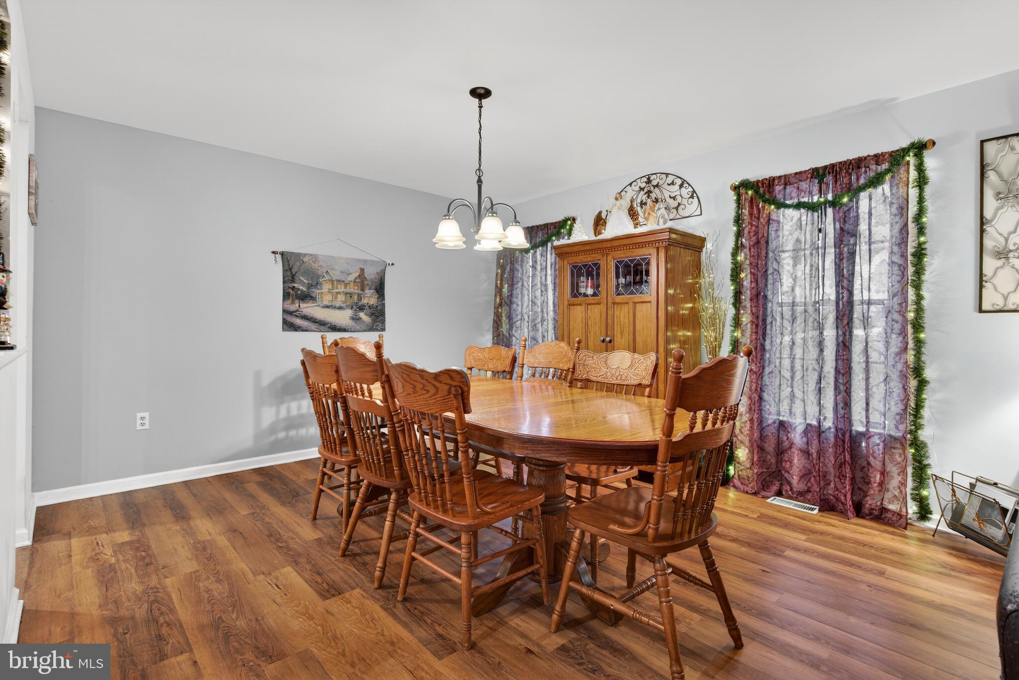 SUMMIT HILLS - Residential