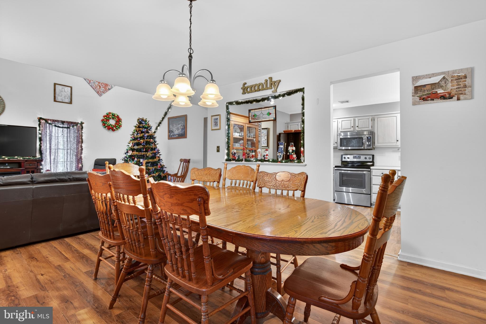 SUMMIT HILLS - Residential