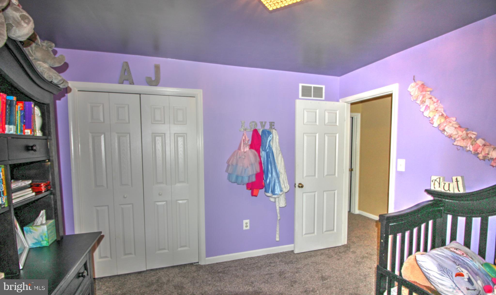 RIDGEVIEW - Residential