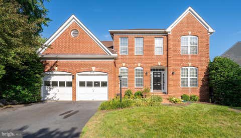 Photo of 2410 Dakota Lakes Drive, HERNDON, VA 20171 (MLS # VAFX2331682)