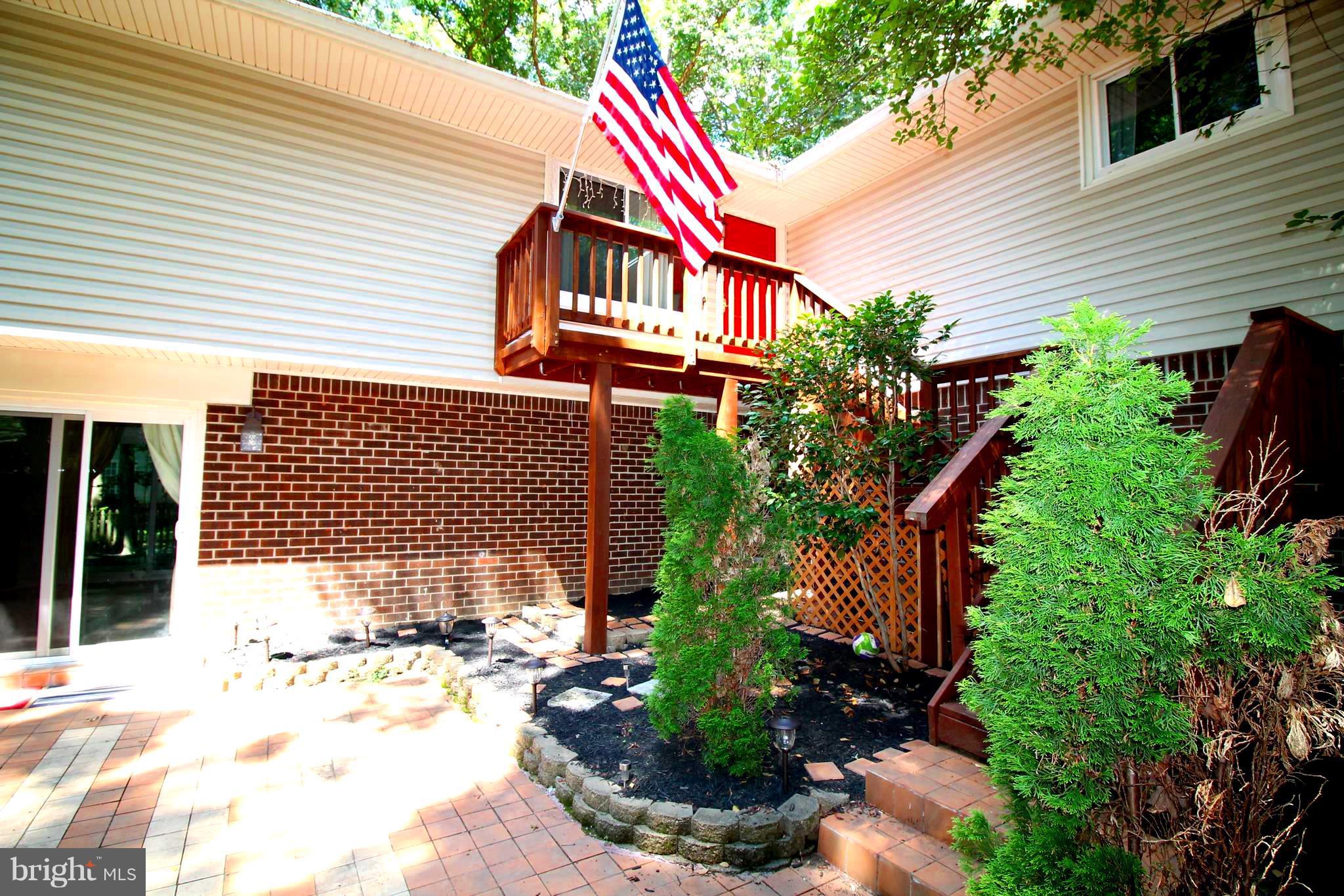 COUNTRY CLUB/LAKE MONTCLAIR - Residential Lease