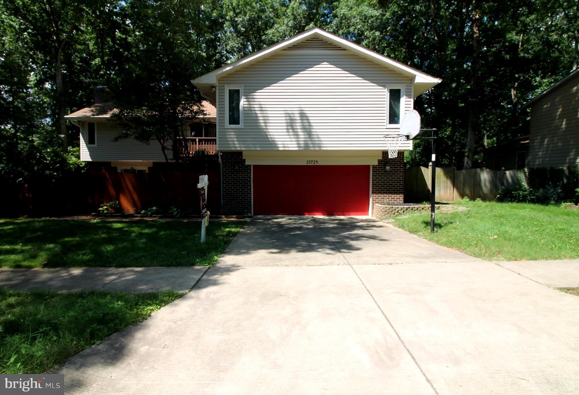 COUNTRY CLUB/LAKE MONTCLAIR - Residential Lease