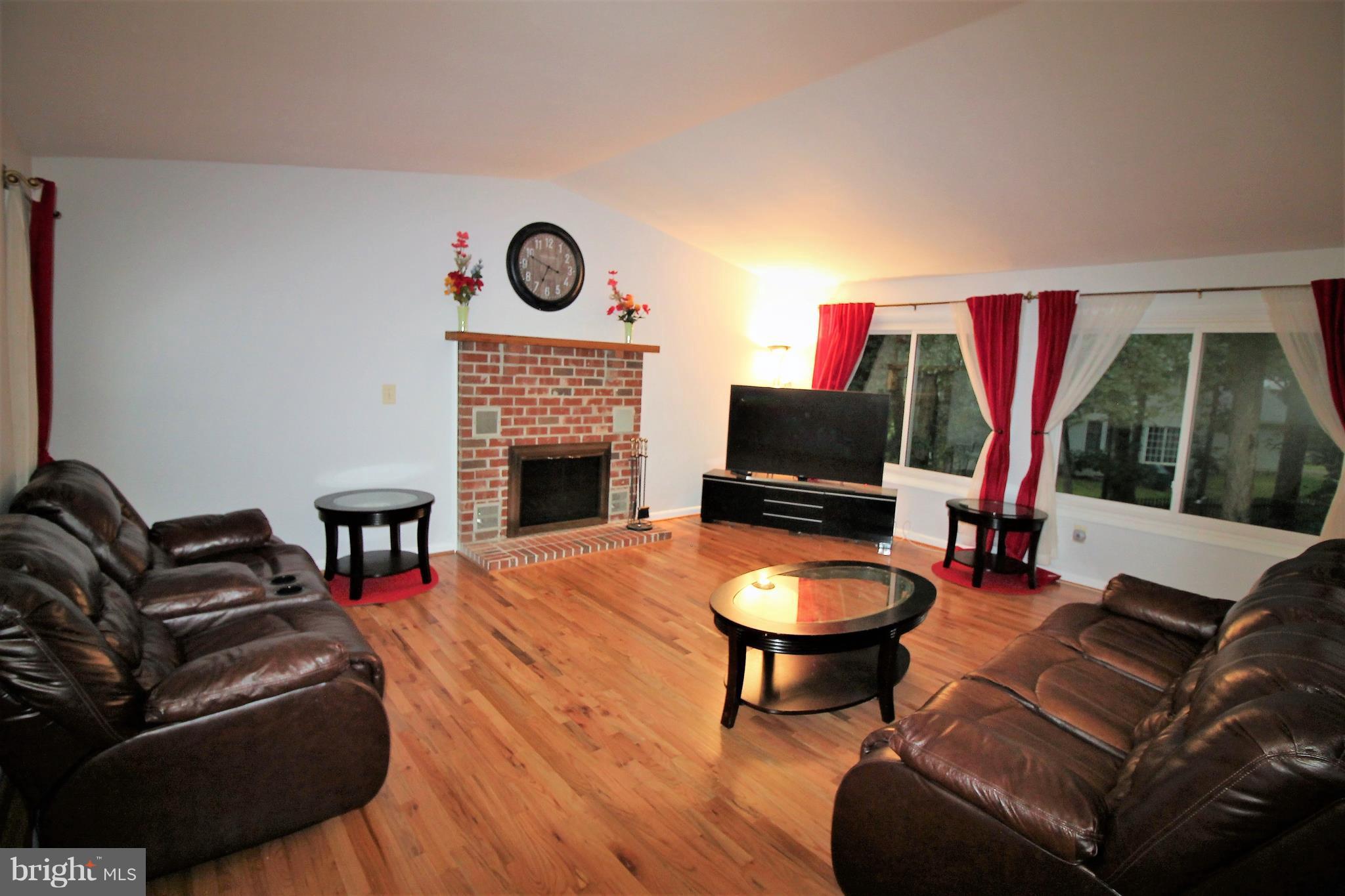 COUNTRY CLUB/LAKE MONTCLAIR - Residential Lease